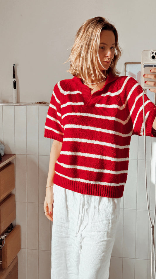RED STRIPED KNITTED TOP