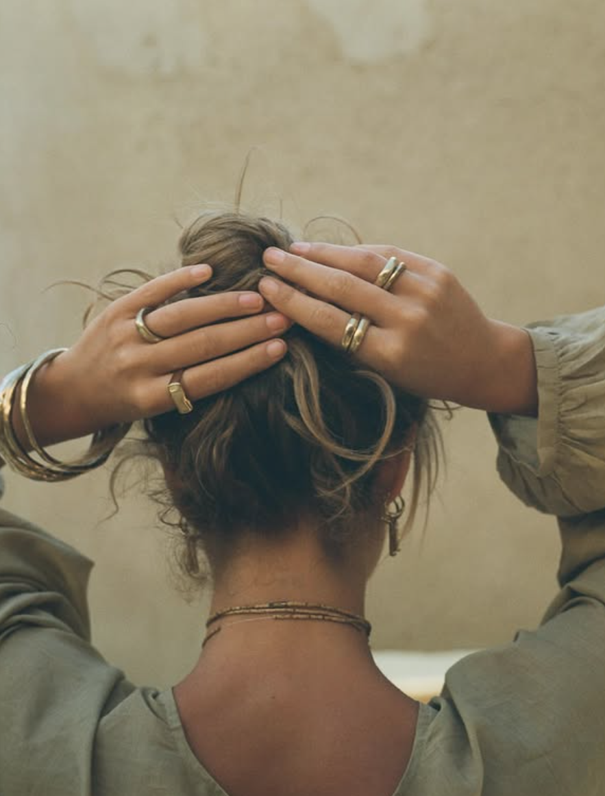 M A W U | hand-made arm bangle made from brass with 9k gold